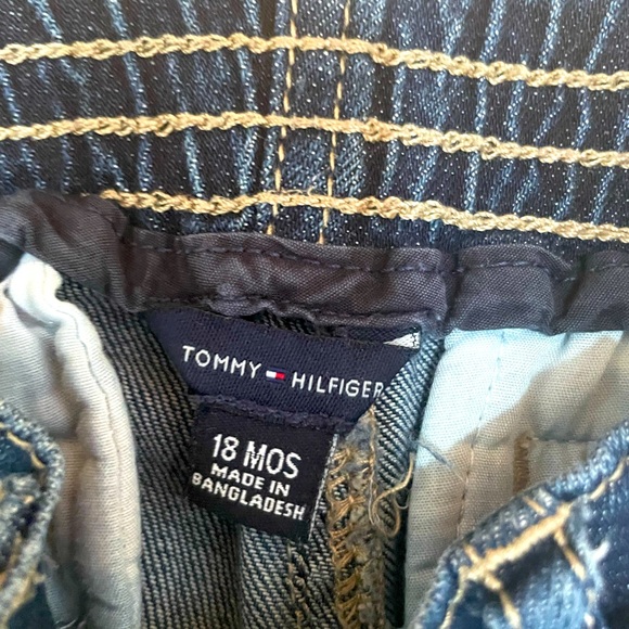 Tommy Hilfiger 18 Months Shorts Jeans .Blue .Girl Shorts . - Picture 7 of 7